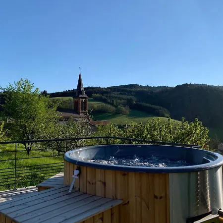 Domaine De La Rue De La Tour Valsonne